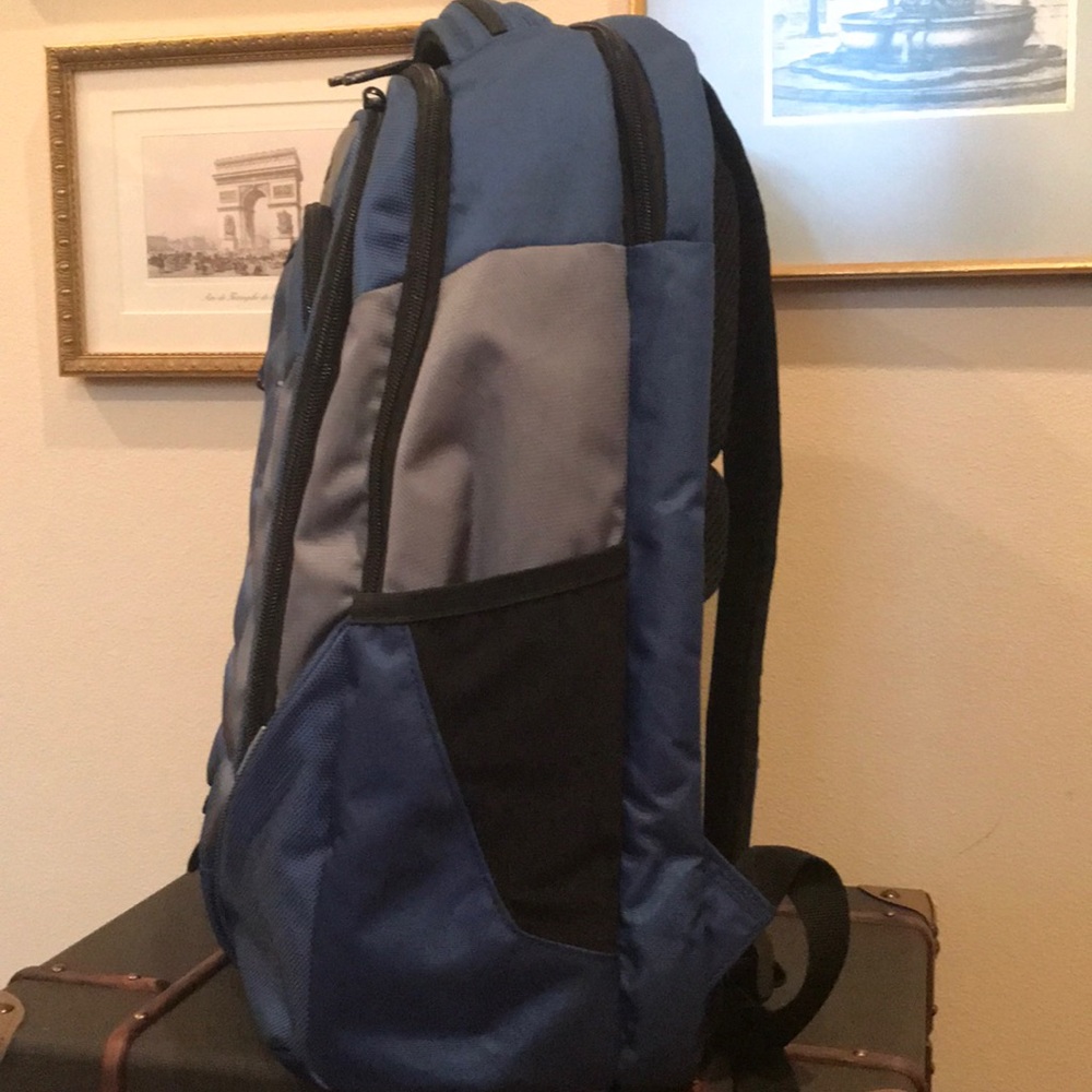 Samsonite Backpack - Picture 15 of 15